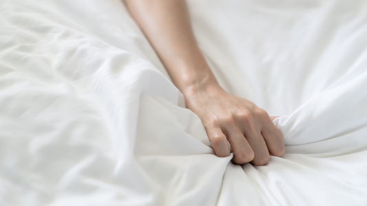 El orgasmo femenino: Cómo entenderlo y aumentar su frecuencia