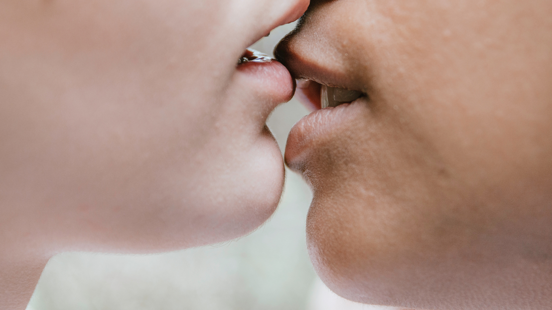 El arte de besar: tipos, placer y cómo mejorar la conexión con tu pareja