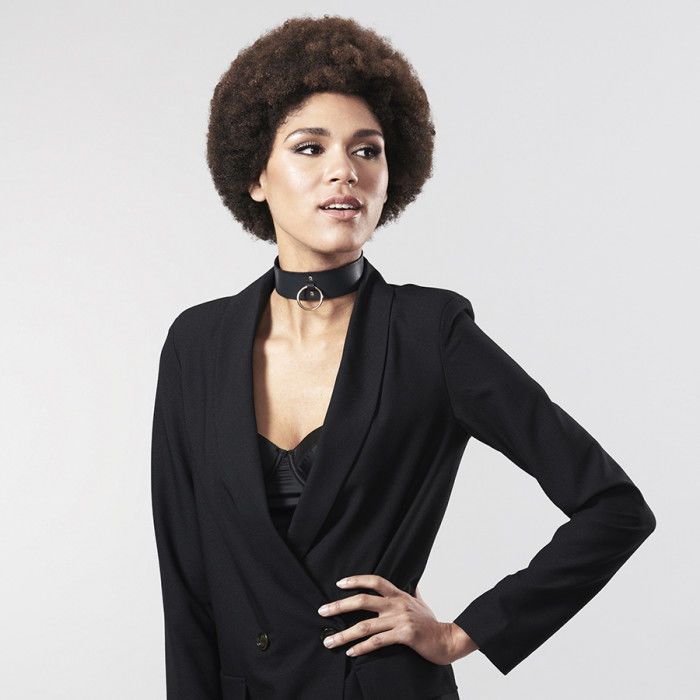 Collar Maze: La Fusión Perfecta entre Moda y Sensualidad 100% Vegana.