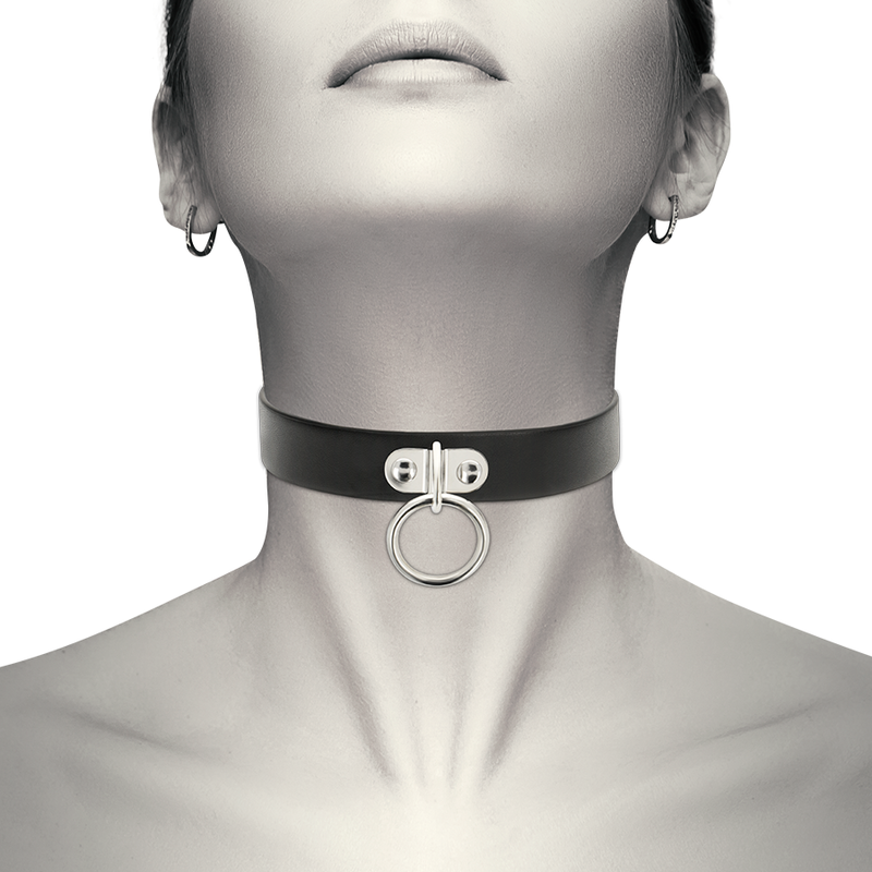 Collar Fetiche de Cuero Vegano Coquette Chic Desire: Elegancia y Confort para la Mujer Moderna