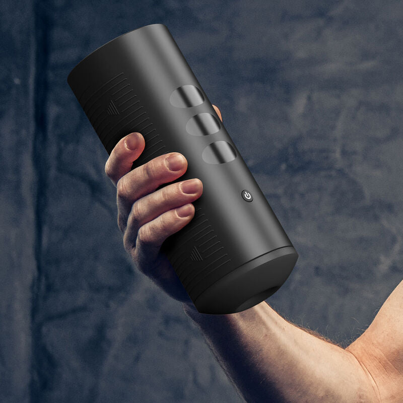 Masturbador Inteligente KIIROO TITAN - Tecnología Avanzada para el Placer Masculino